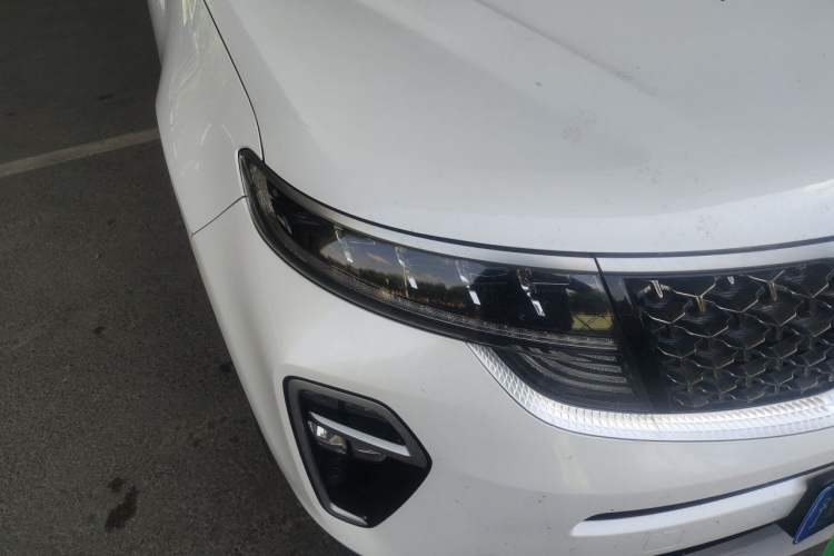 Used Kia KX5 2019 1.6T Automatic Two-Wheel Drive Luxury Edition Right Front Headlight