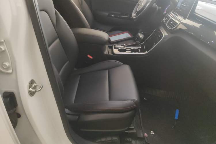 Used Kia KX5 2019 1.6T Automatic Two-Wheel Drive Luxury Edition Right Front Seat