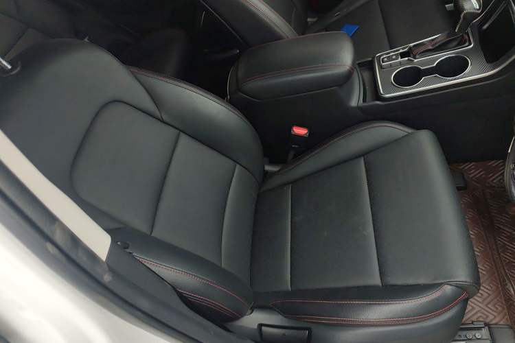 Used Kia KX5 2019 2.0L Automatic 2WD Comfort Edition Right Front Seat