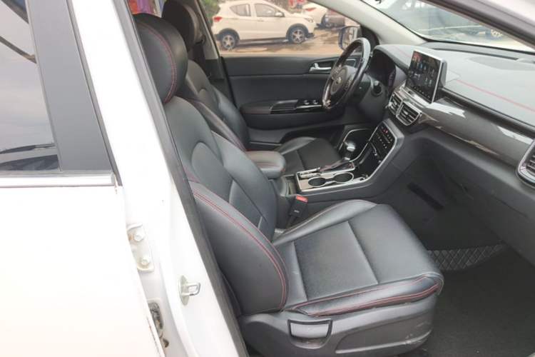 Used Kia KX5 2019 1.6T Automatic Two-Wheel Drive Luxury Edition Right Front Seat