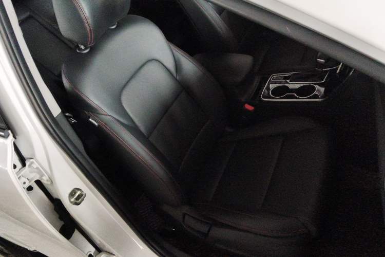 Used Kia KX5 2019 1.6T Automatic Two-Wheel Drive Luxury Edition Right Front Seat
