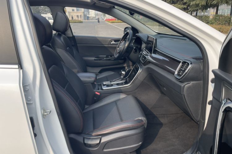 Used Kia KX5 2019 2.0L Automatic Two-Wheel Drive Fashion Edition Right Front Seat