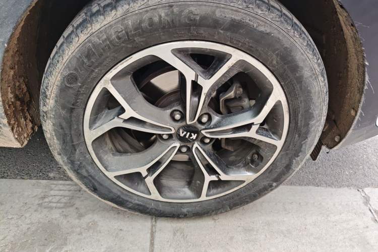 Used Kia KX5 2019 1.6T Automatic Two-Wheel Drive Luxury Edition Right Front Wheel Hub