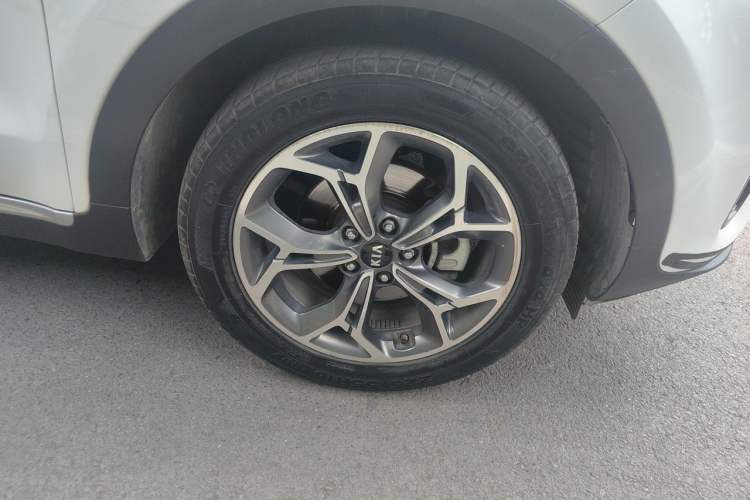 Used Kia KX5 2019 1.6T Automatic Two-Wheel Drive Luxury Edition Right Front Wheel Hub
