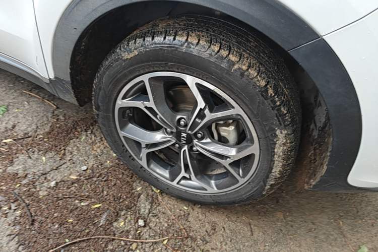 Used Kia KX5 2019 2.0L Automatic 2WD Comfort Edition Right Front Wheel Hub