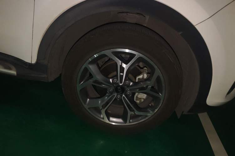 Used Kia KX5 2019 1.6T Automatic Two-Wheel Drive Luxury Edition Right Front Wheel Hub