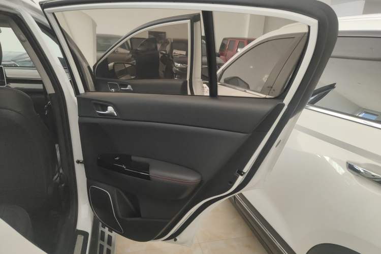 Used Kia KX5 2019 1.6T Automatic Two-Wheel Drive Luxury Edition Right Rear Door Interior