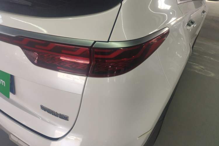 Used Kia KX5 2019 2.0L Automatic 2WD Comfort Edition Right Rear Taillight