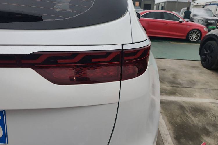 Used Kia KX5 2019 2.0L Automatic 2WD Comfort Edition Right Rear Taillight