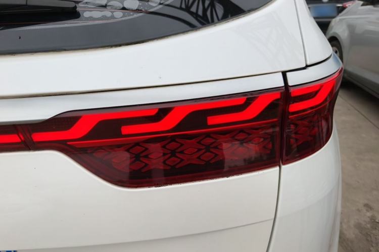 Used Kia KX5 2019 1.6T Automatic Two-Wheel Drive Luxury Edition Right Rear Taillight