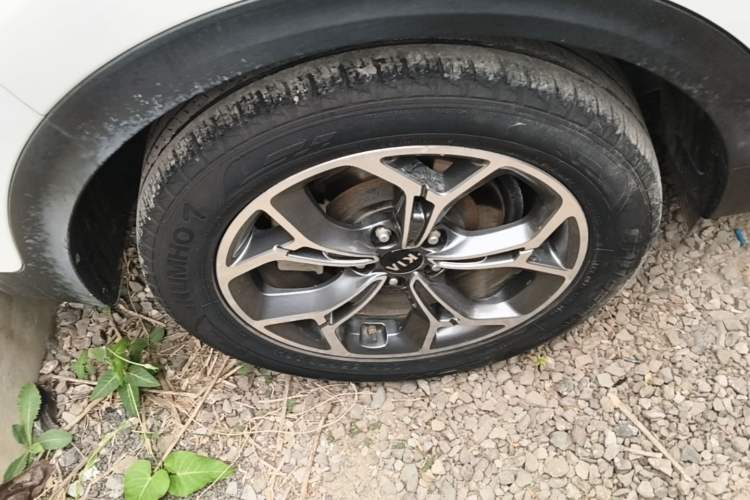 Used Kia KX5 2019 1.6T Automatic Two-Wheel Drive Elite Edition Right Rear Wheel Hub
