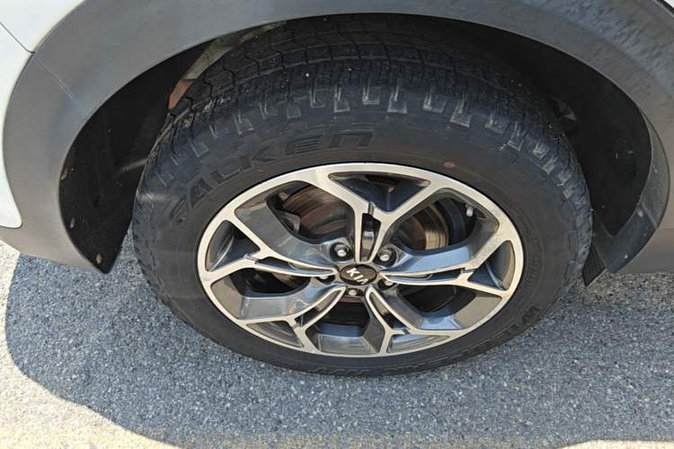 Used Kia KX5 2019 2.0L Automatic 2WD Comfort Edition Right Rear Wheel Hub