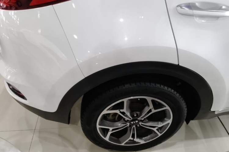 Used Kia KX5 2019 1.6T Automatic Two-Wheel Drive Elite Edition Right Rear Wheel Hub