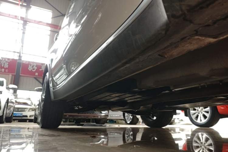 Used Kia KX5 2019 1.6T Automatic Two-Wheel Drive Elite Edition Right Side Sill