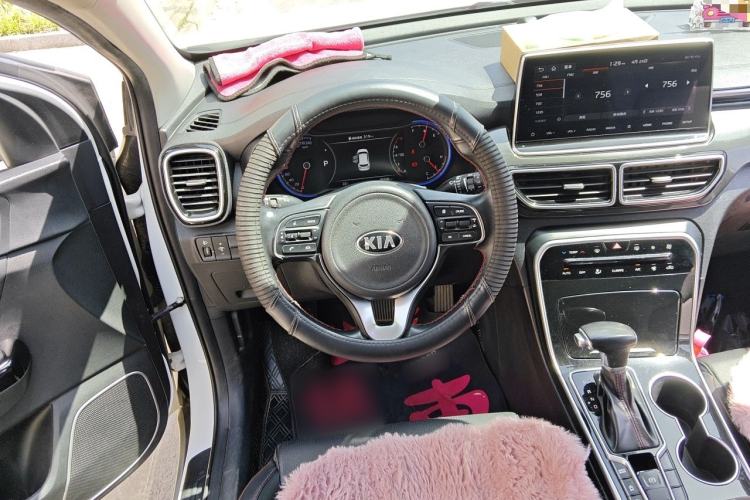 Used Kia KX5 2019 2.0L Automatic 2WD Comfort Edition Steering Wheel