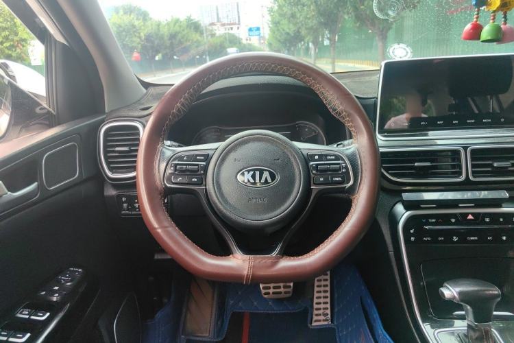 Used Kia KX5 2019 1.6T Automatic Two-Wheel Drive Luxury Edition Steering Wheel