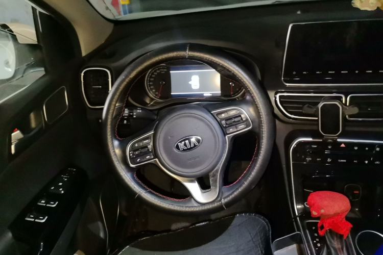 Used Kia KX5 2019 2.0L Automatic 2WD Comfort Edition Steering Wheel