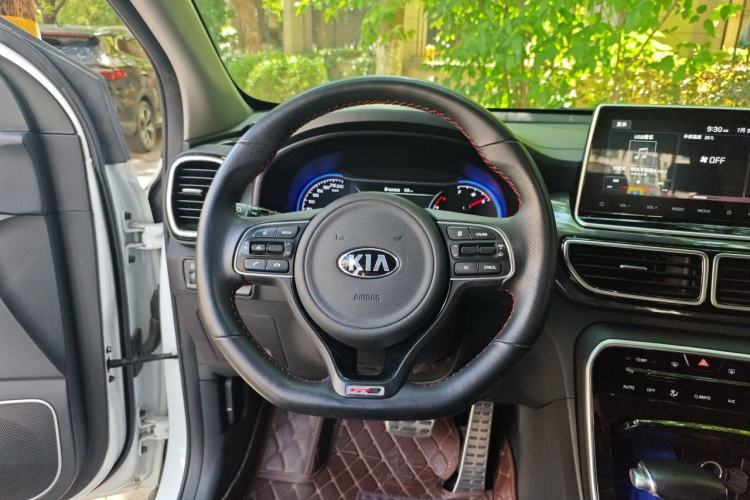 Used Kia KX5 2019 1.6T Automatic Two-Wheel Drive Elite Edition Steering Wheel