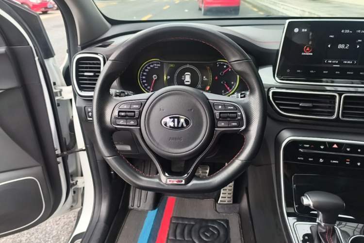 Used Kia KX5 2019 1.6T Automatic Two-Wheel Drive Luxury Edition Steering Wheel