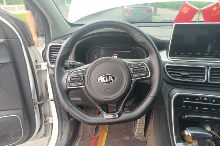 Used Kia KX5 2019 1.6T Automatic Two-Wheel Drive Elite Edition Steering Wheel
