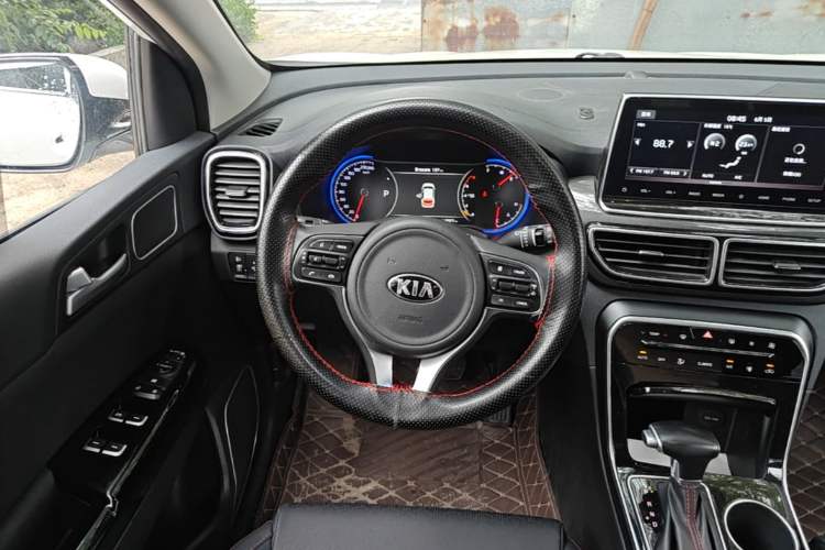 Used Kia KX5 2019 2.0L Automatic 2WD Comfort Edition Steering Wheel