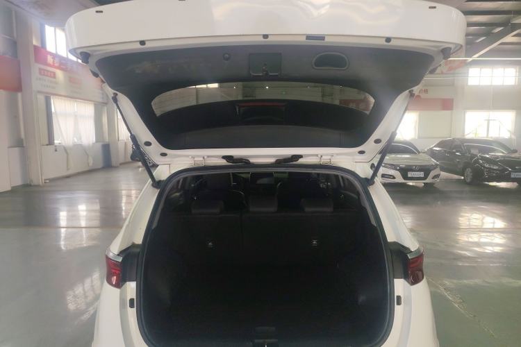 Used Kia KX5 2019 2.0L Automatic 2WD Comfort Edition Trunk