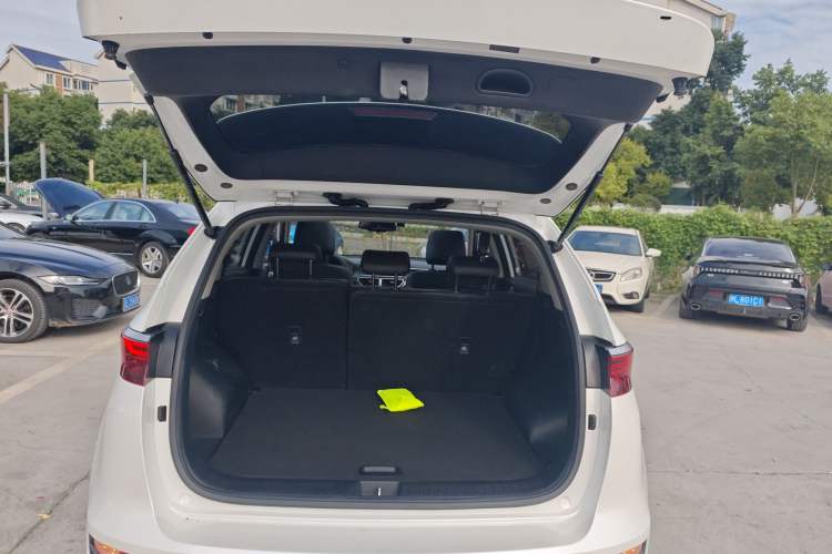 Used Kia KX5 2019 1.6T Automatic Two-Wheel Drive Luxury Edition Trunk
