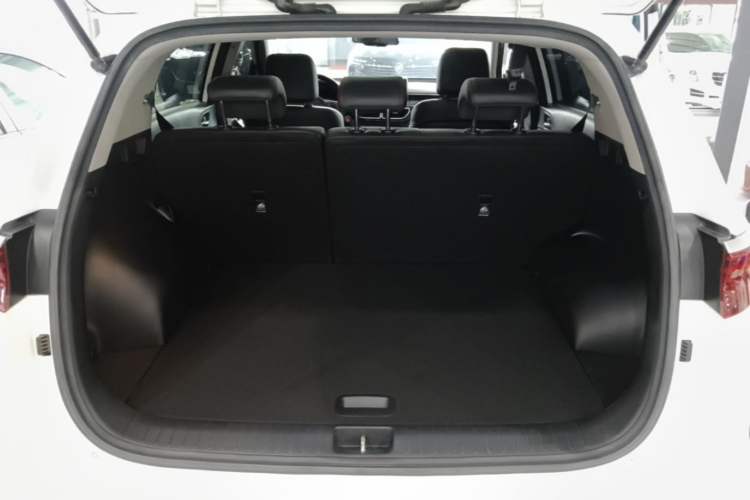 Used Kia KX5 2019 1.6T Automatic Two-Wheel Drive Elite Edition Trunk