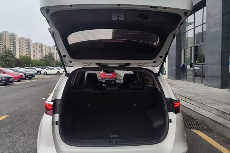 Used Kia KX5 2019 1.6T Automatic Two-Wheel Drive Luxury Edition Trunk