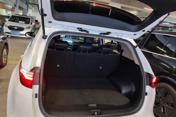 Used Kia KX5 2019 1.6T Automatic Two-Wheel Drive Luxury Edition Trunk