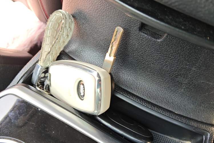 Used Kia KX5 2019 2.0L Automatic 2WD Comfort Edition Vehicle Key