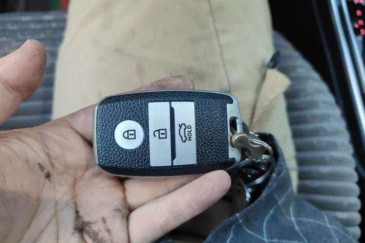 Used Kia KX5 2019 1.6T Automatic Two-Wheel Drive Elite Edition Vehicle Key