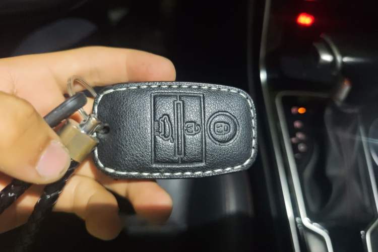 Used Kia KX5 2019 1.6T Automatic Two-Wheel Drive Luxury Edition Vehicle Key