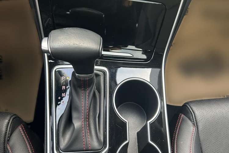 Used Kia KX5 2021 1.6T Automatic Two-Wheel Drive Luxury Edition Gear Lever