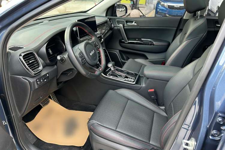 Used Kia KX5 2021 1.6T Automatic Two-Wheel Drive Luxury Edition Left Front Seat