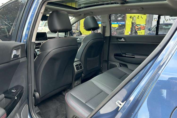 Used Kia KX5 2021 1.6T Automatic Two-Wheel Drive Luxury Edition Left Rear Seat