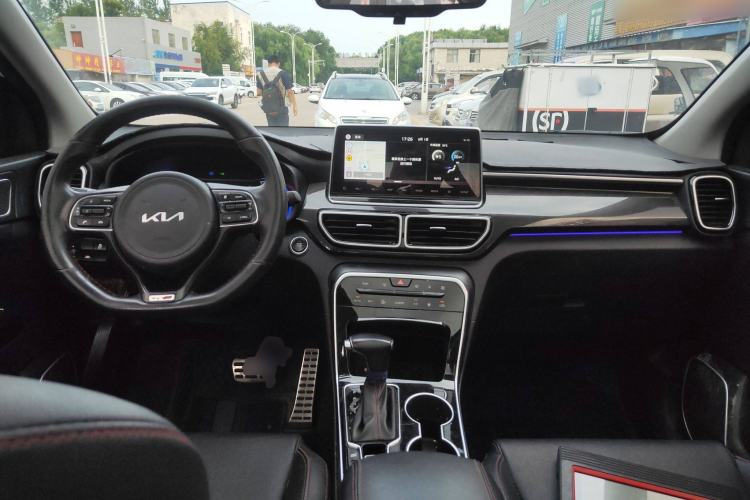 Used Kia KX5 2021 1.6T Automatic Two-Wheel Drive All-New Version Center Console