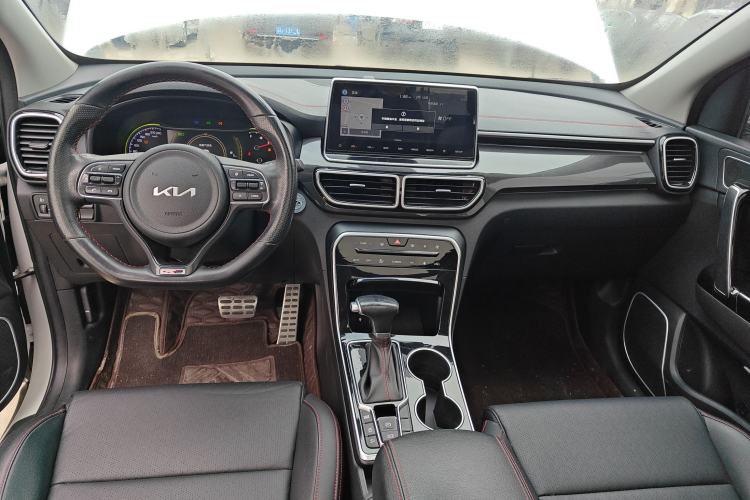 Used Kia KX5 2021 1.6T Automatic Two-Wheel Drive Luxury Edition Center Console