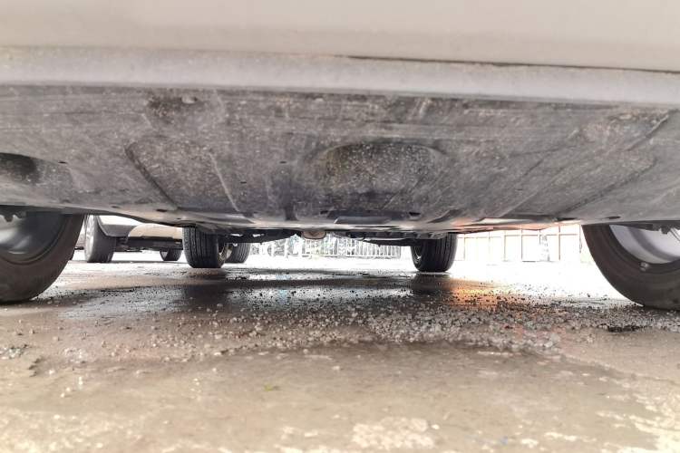 Used Kia KX5 2021 2.0L Automatic Two-Wheel Drive Comfort Edition Chassis Front