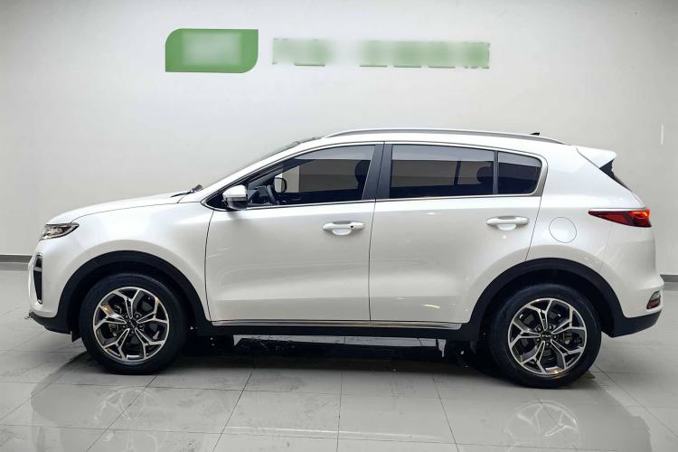 Used Kia KX5 2021 1.6T Automatic Two-Wheel Drive Luxury Edition Exterior 2