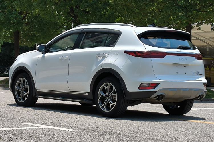 Used Kia KX5 2021 1.6T Automatic Two-Wheel Drive Luxury Edition Exterior 5