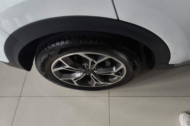 Used Kia KX5 2021 1.6T Automatic Two-Wheel Drive Luxury Edition Exterior 5