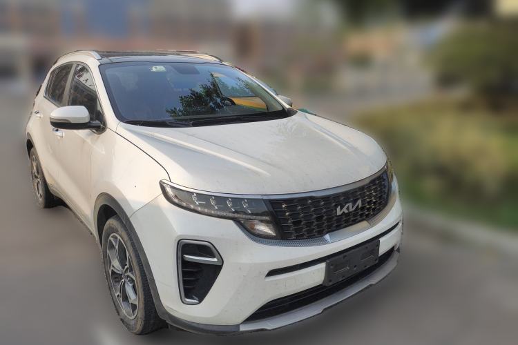 Used Kia KX5 2021 2.0L Automatic Two-Wheel Drive Comfort Edition Front Right 45 Deg