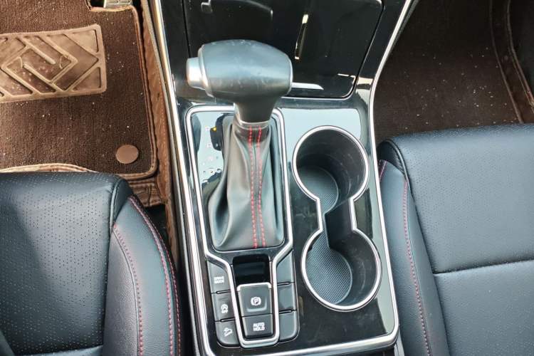 Used Kia KX5 2021 1.6T Automatic Two-Wheel Drive Luxury Edition Gear Lever