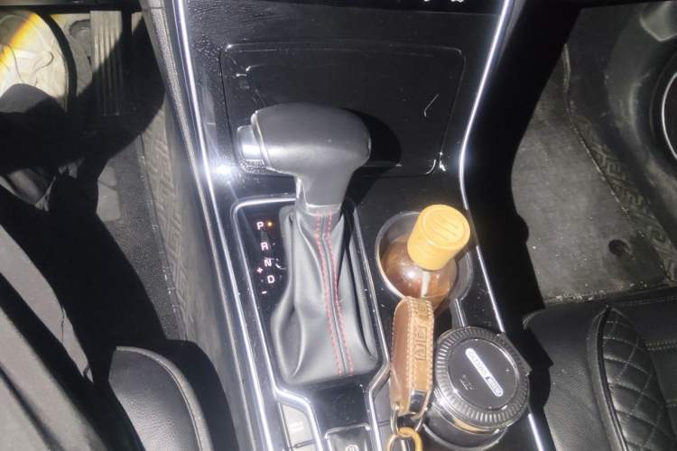 Used Kia KX5 2021 2.0L Automatic Two-Wheel Drive Comfort Edition Gear Lever