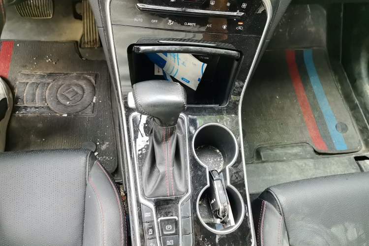 Used Kia KX5 2021 2.0L Automatic Two-Wheel Drive Comfort Edition Gear Lever