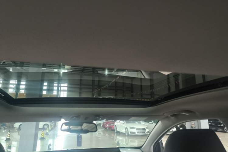 Used Kia KX5 2021 1.6T Automatic Two-Wheel Drive Luxury Edition Headliner