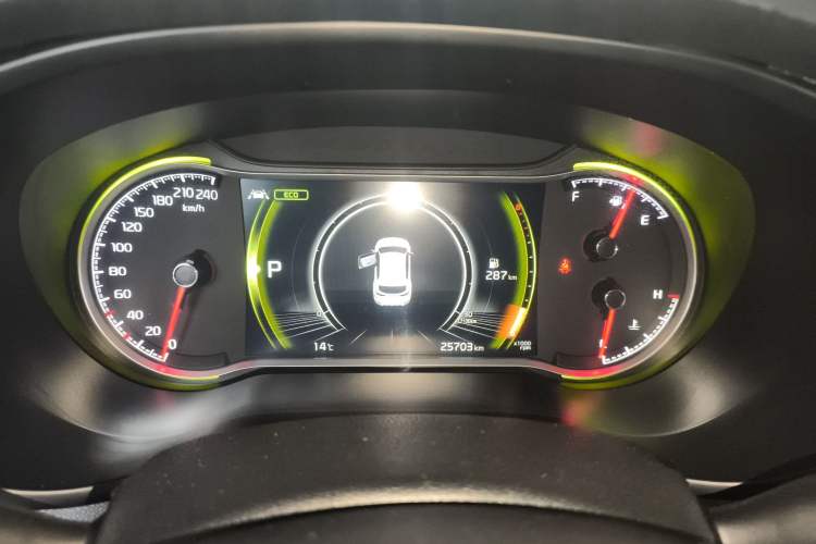 Used Kia KX5 2021 1.6T Automatic Two-Wheel Drive Luxury Edition Instrument Cluster
