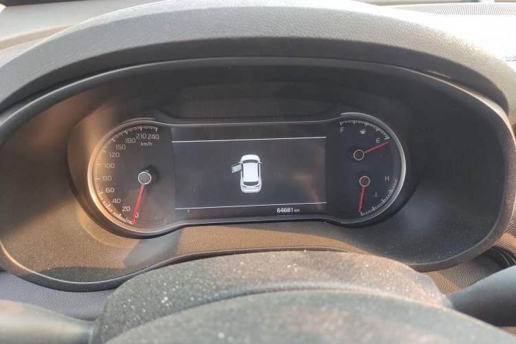 Used Kia KX5 2021 2.0L Automatic Two-Wheel Drive Comfort Edition Instrument Cluster