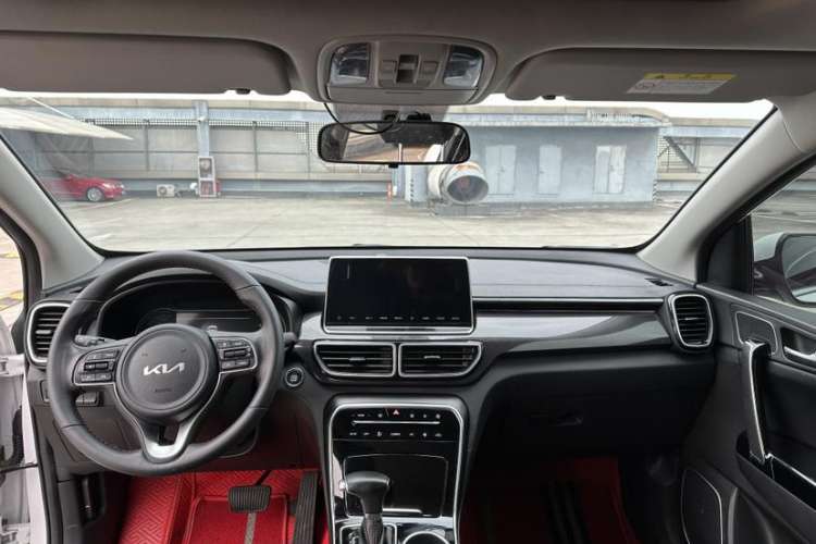 Used Kia KX5 2021 2.0L Automatic Two-Wheel Drive Comfort Edition Interior 1